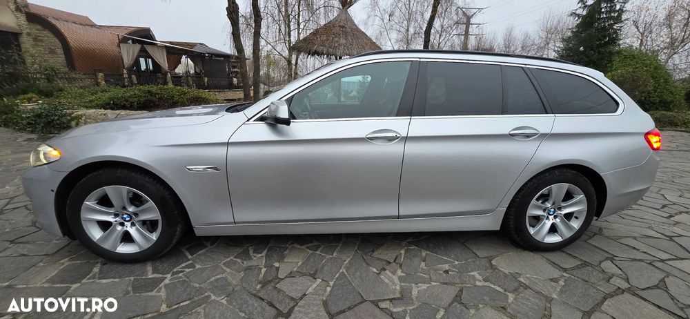BMW Seria 5 530d xDrive Aut. Modern Line - 37