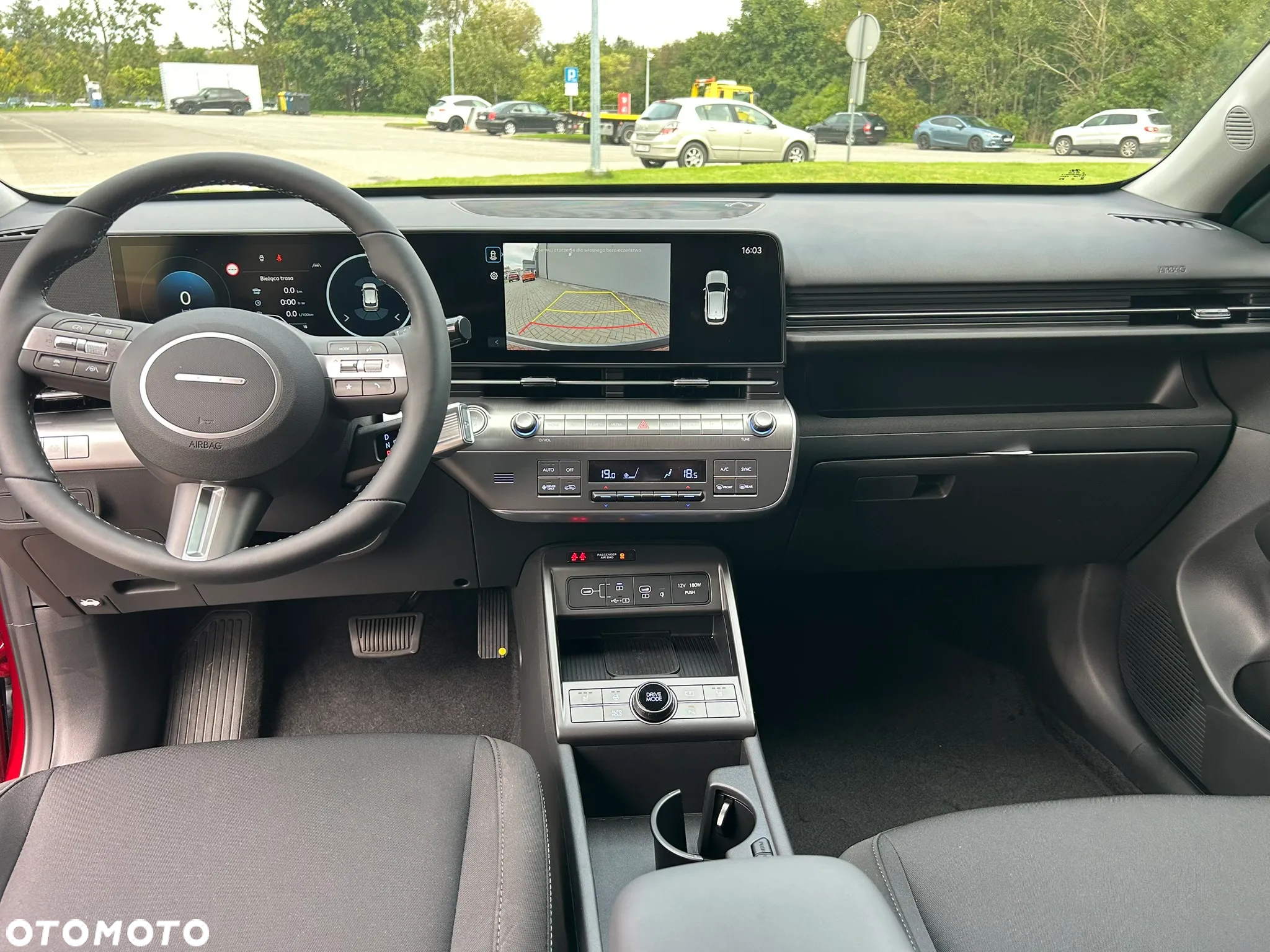 Hyundai Kona - 13