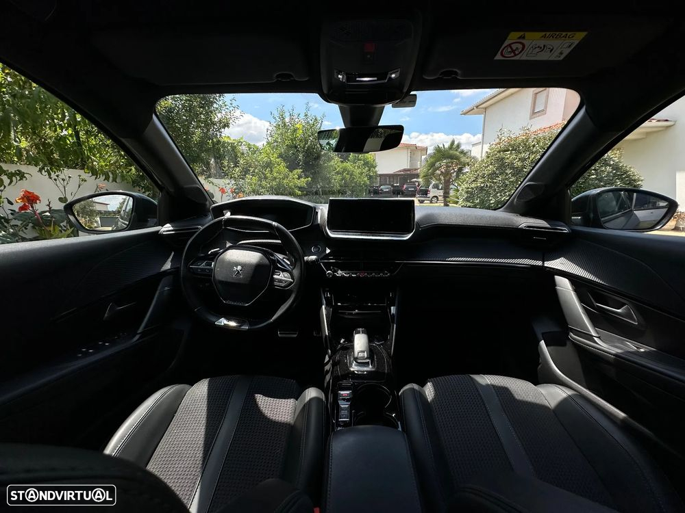 Peugeot 208 1.2 PureTech GT Line EAT8 - 5