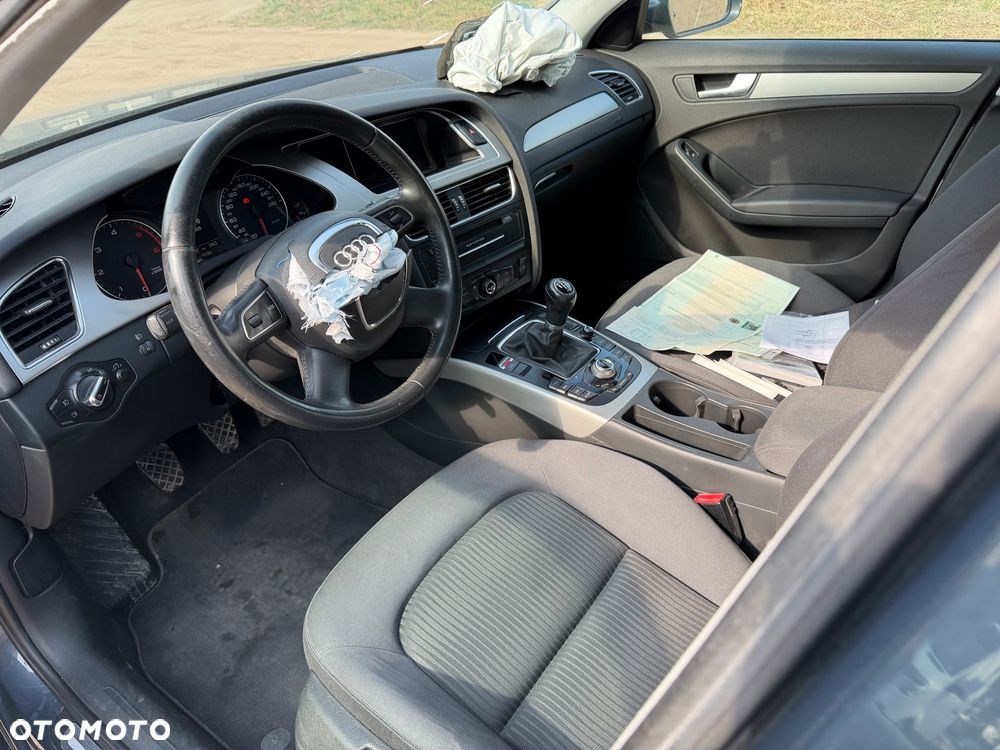 Audi A4 Avant 2.0 TDI DPF Attraction - 31