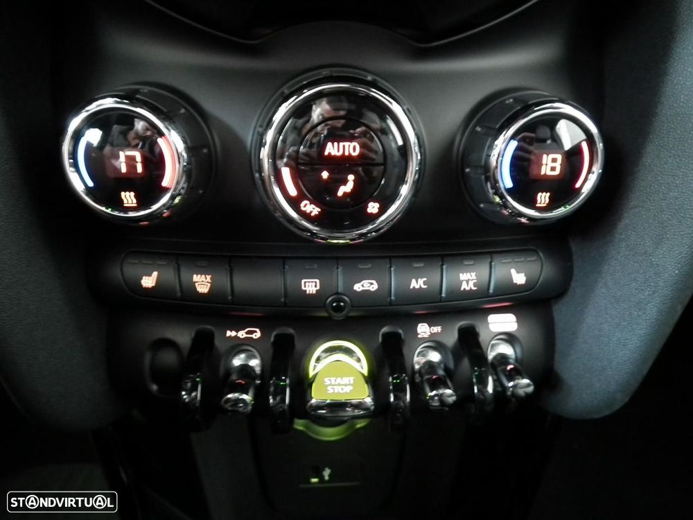 MINI 3 Portas Cooper SE - 9
