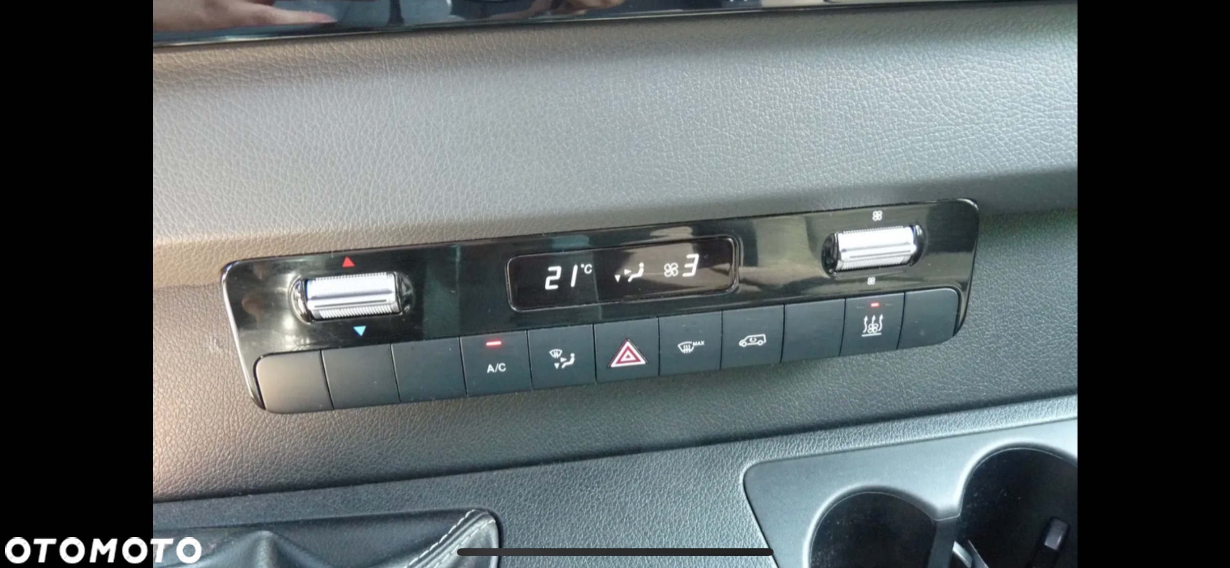 Mercedes-Benz Sprinter - 30