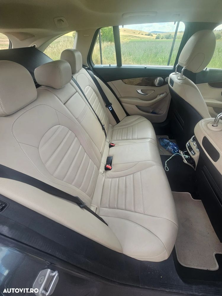 Mercedes-Benz C 300 h Aut. - 27