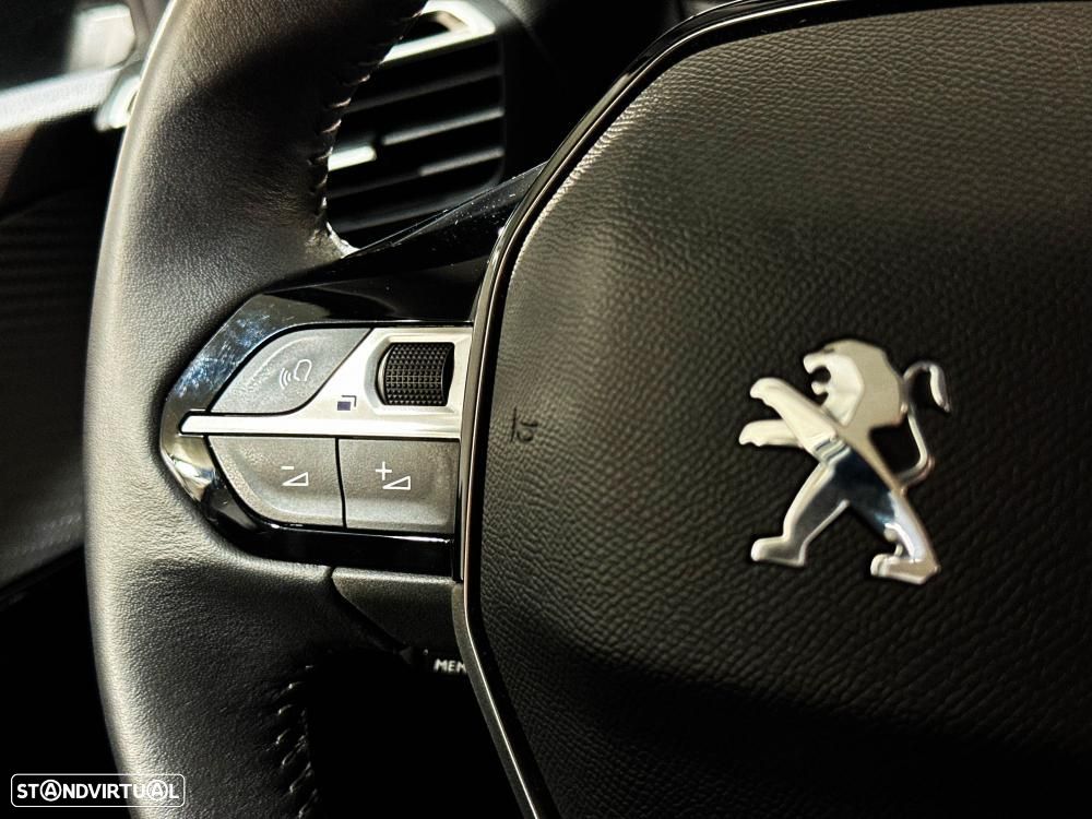 Peugeot e-208 50 kWh Allure Pack - 45