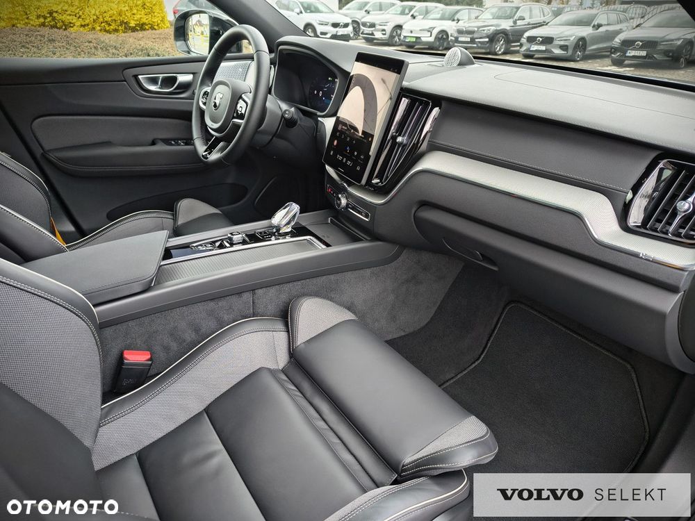 Volvo XC 60 - 32