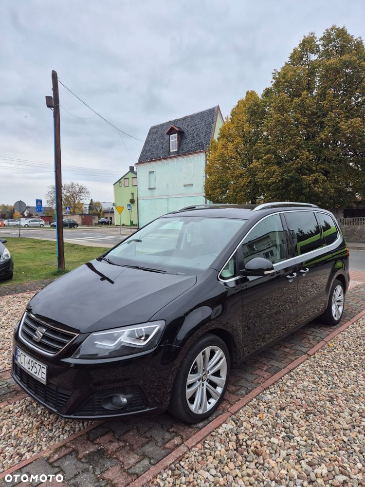 Seat Alhambra 2015 photo 4
