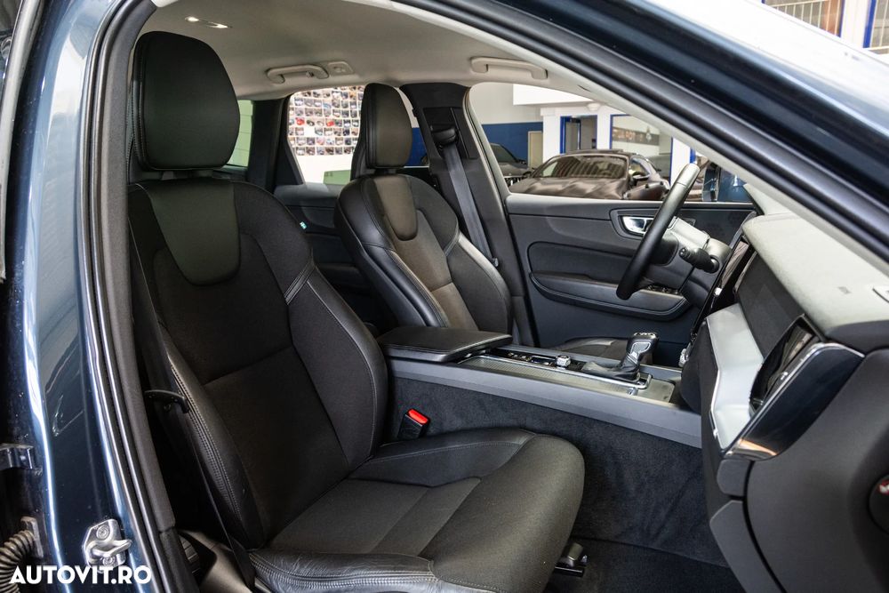 Volvo XC 60 D4 Momentum - 29