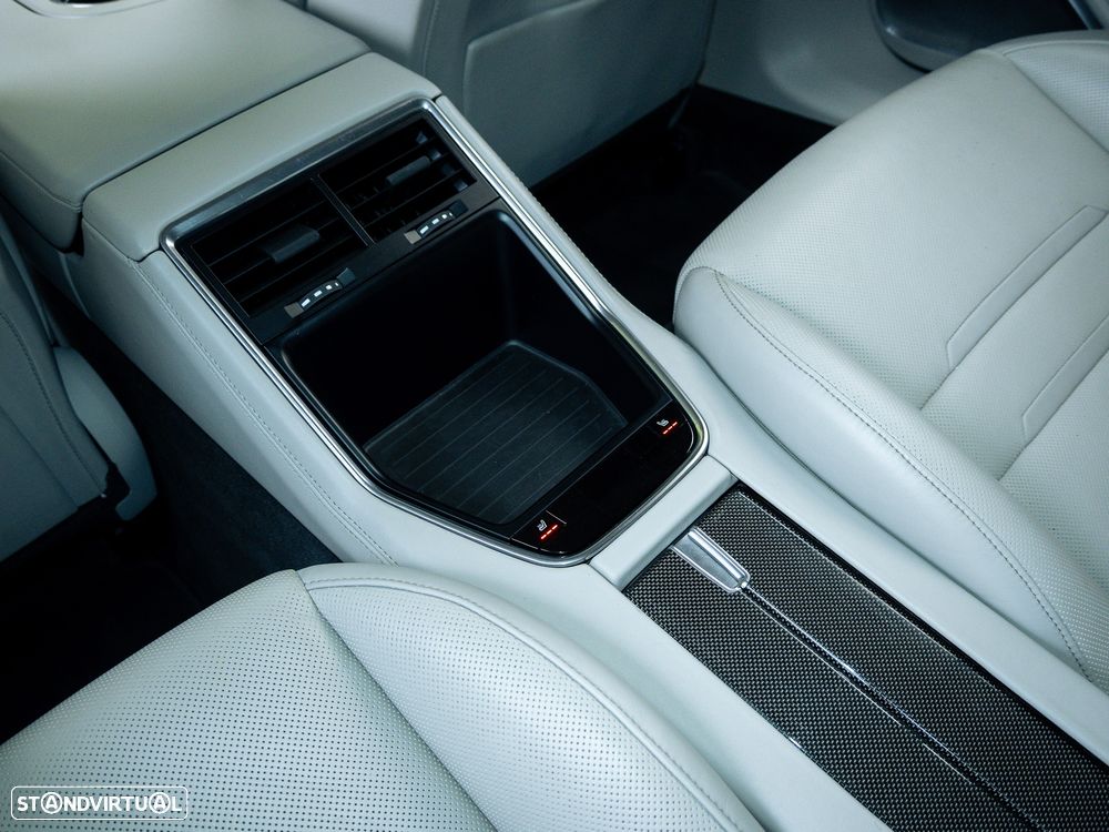 Porsche Panamera Turbo - 49
