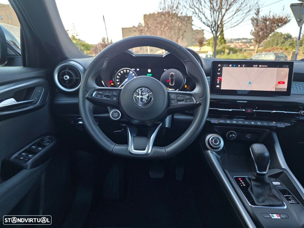 Alfa Romeo Tonale - 8