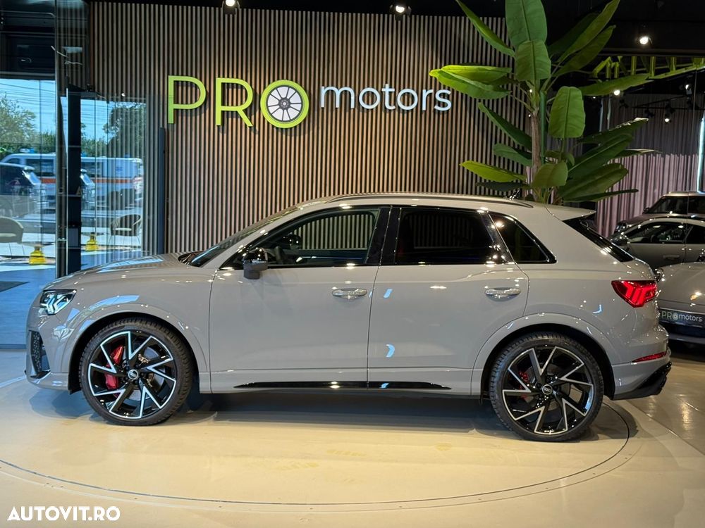 Audi RS Q3 RSQ3 Sportback quattro S tronic - 11