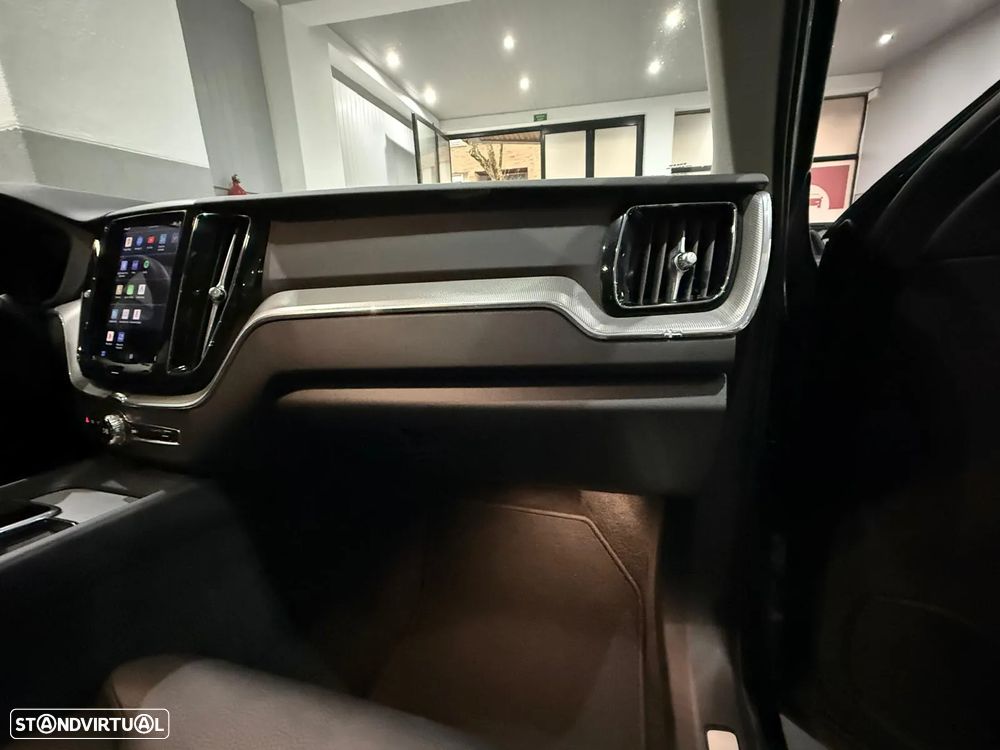 Volvo XC 60 2.0 T6 PHEV Inscription AWD - 19