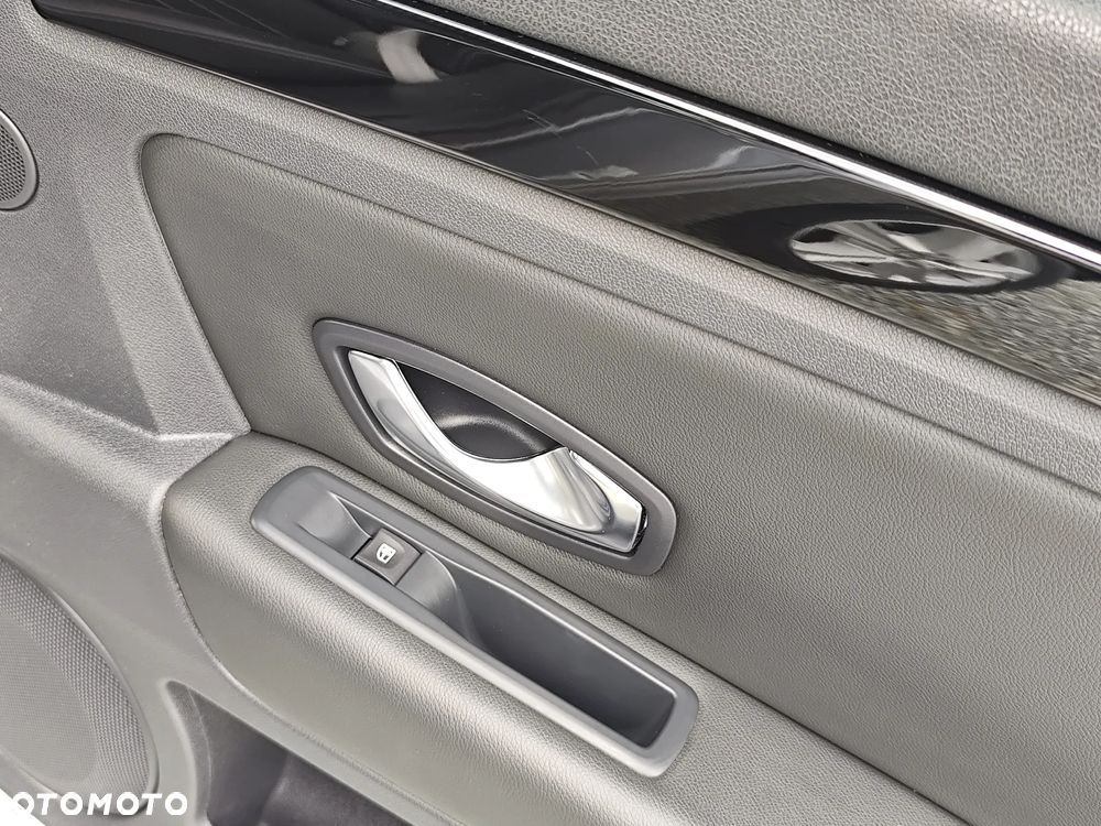 Renault Laguna dCi 150 FAP Start-Stop Bose Edition - 30
