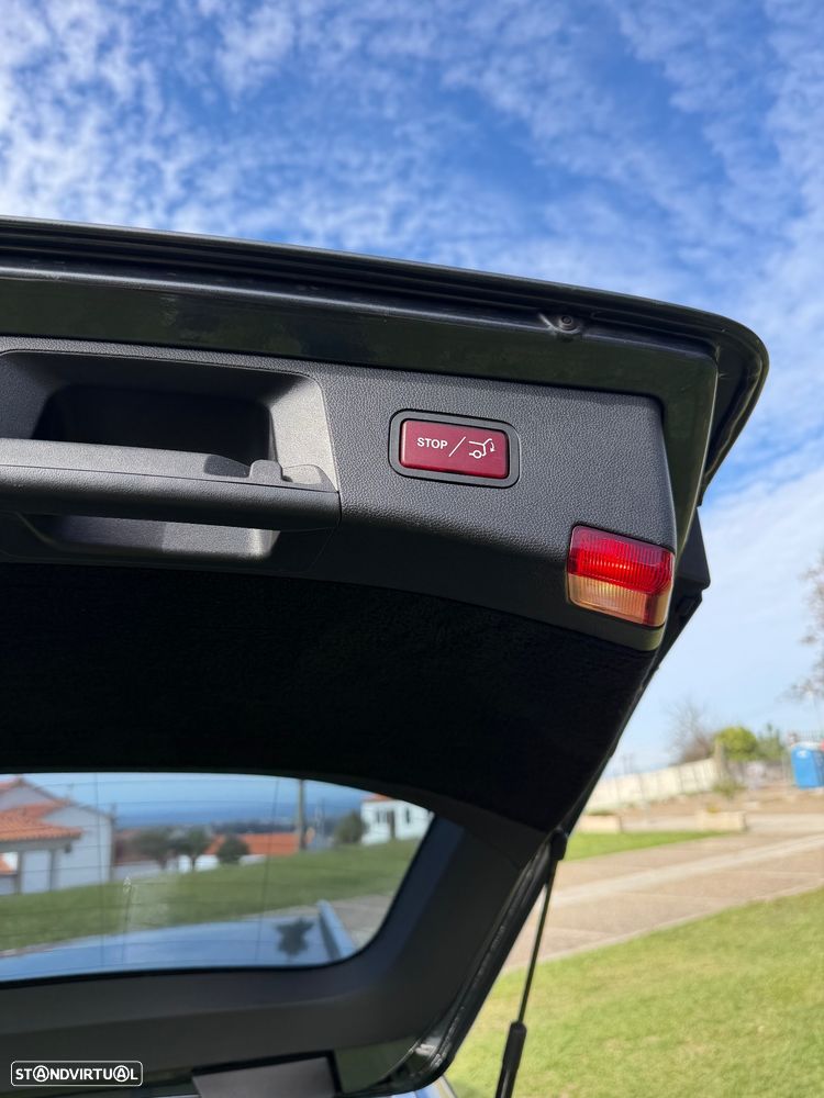 Mercedes-Benz E 300 Bluetec Hybrid Elegance - 6