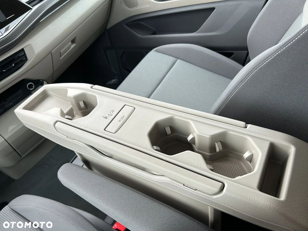Volkswagen California - 33