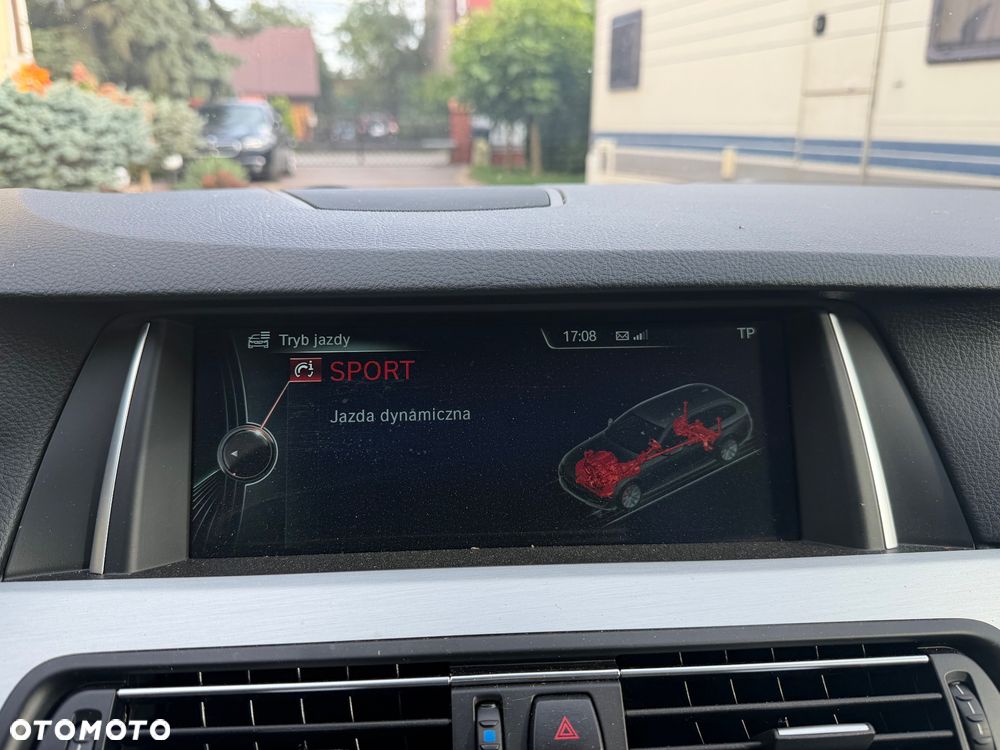 BMW Seria 5 520d Luxury Line - 35