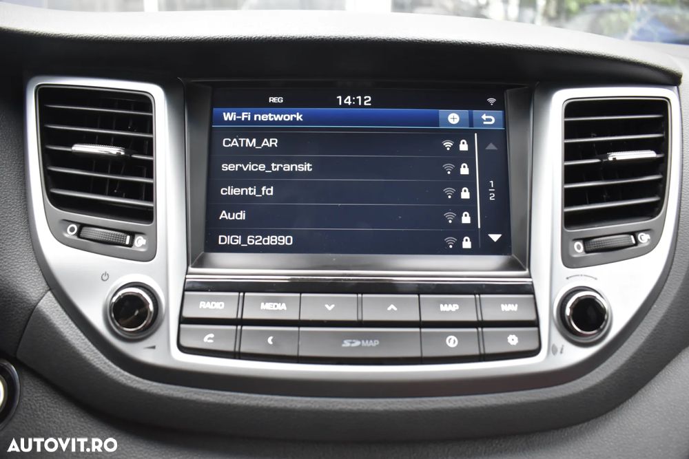 Hyundai Tucson 2.0 CRDI 4WD 6AT Luxury Pack+ - 23