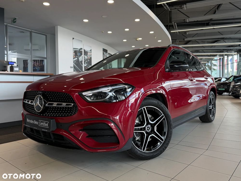 Mercedes-Benz GLA 200 AMG Line - 2