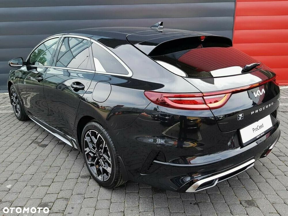 Kia ProCeed - 4