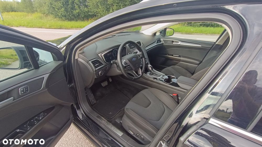 Ford Mondeo 2.0 EcoBoost Titanium - 6