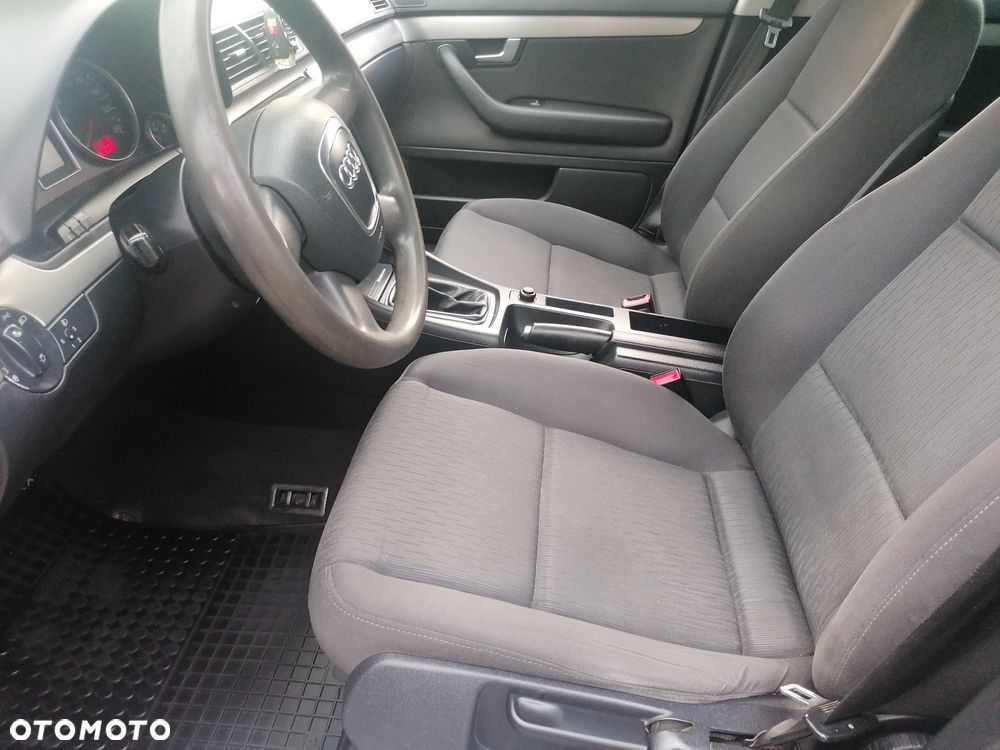 Audi A4 Avant - 7