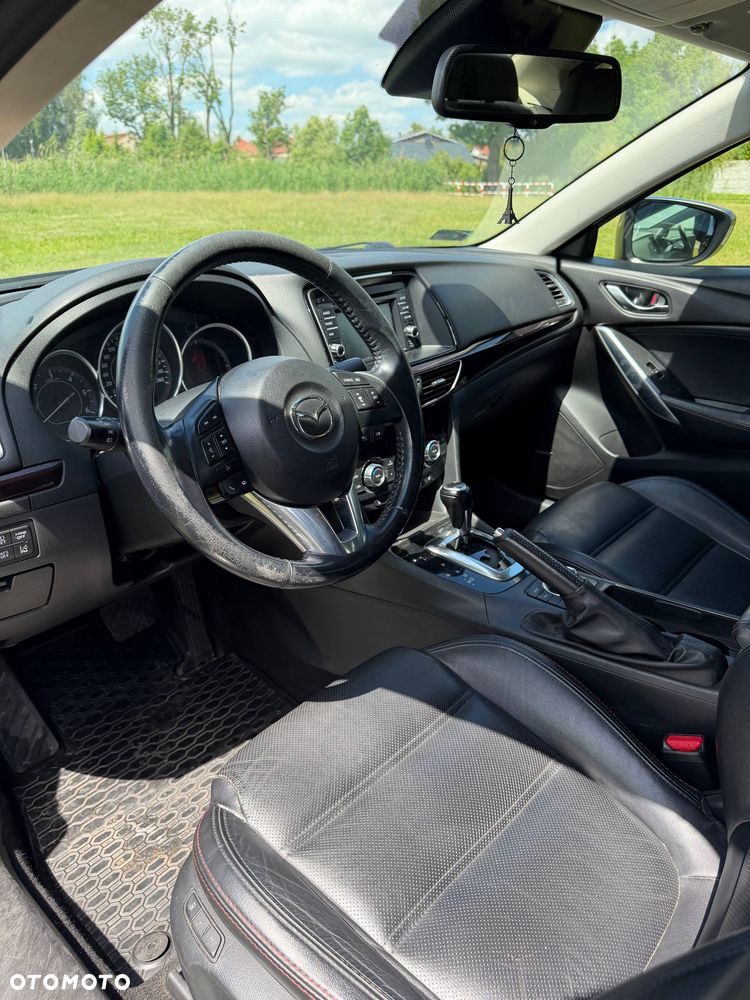Mazda 6 - 8