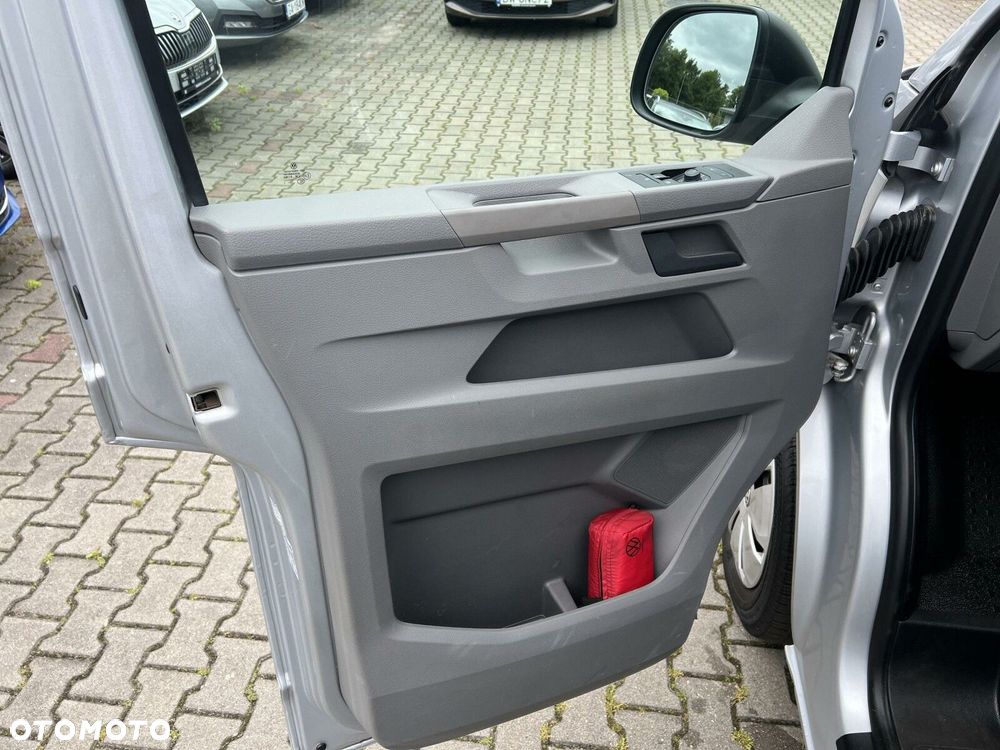 Volkswagen Transporter - 18