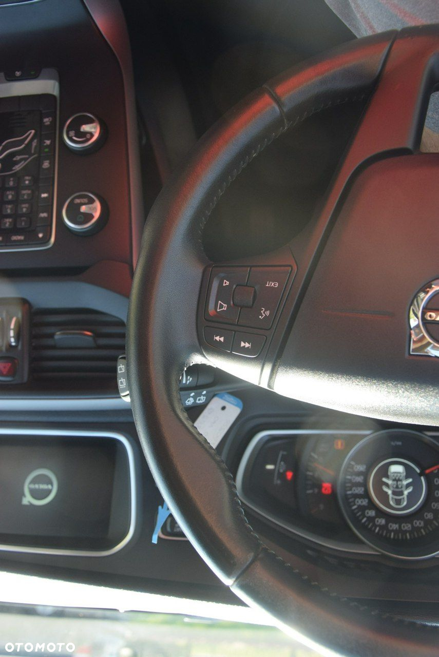 Volvo V40 D2 Drive-E Kinetic - 25