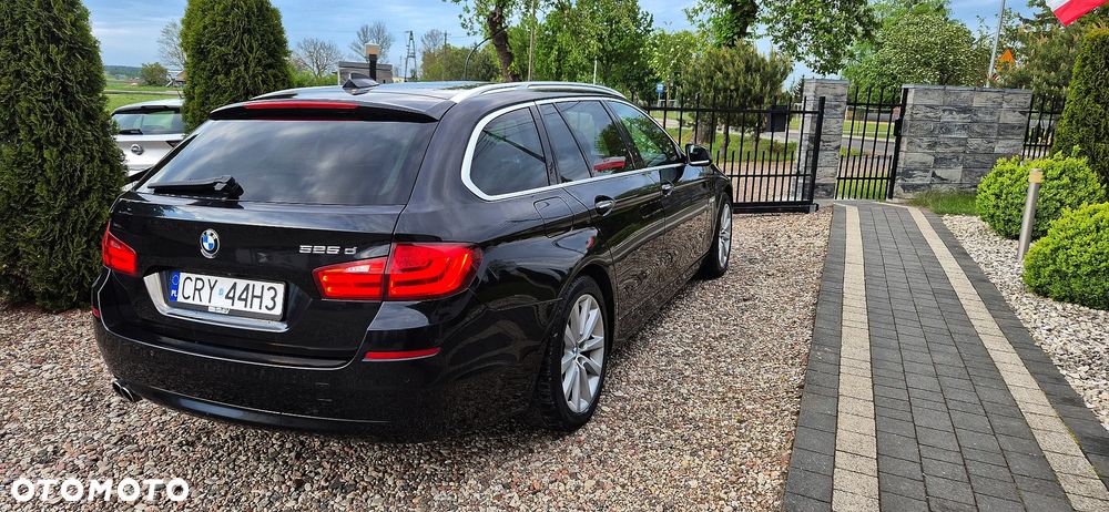 BMW Seria 5 525d xDrive Luxury Line - 21
