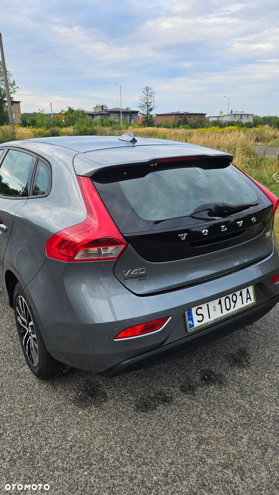 Volvo V40 - 9