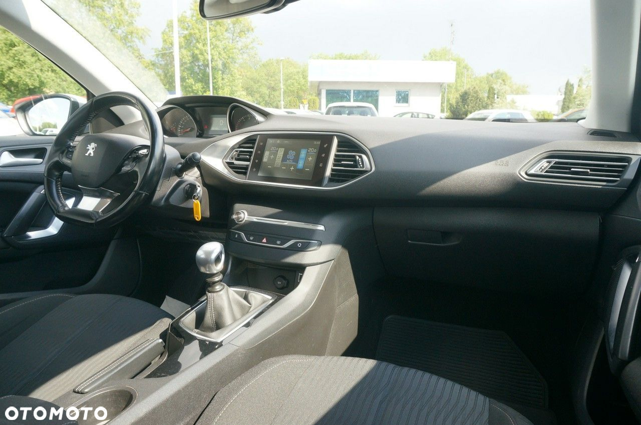 Peugeot 308 - 17
