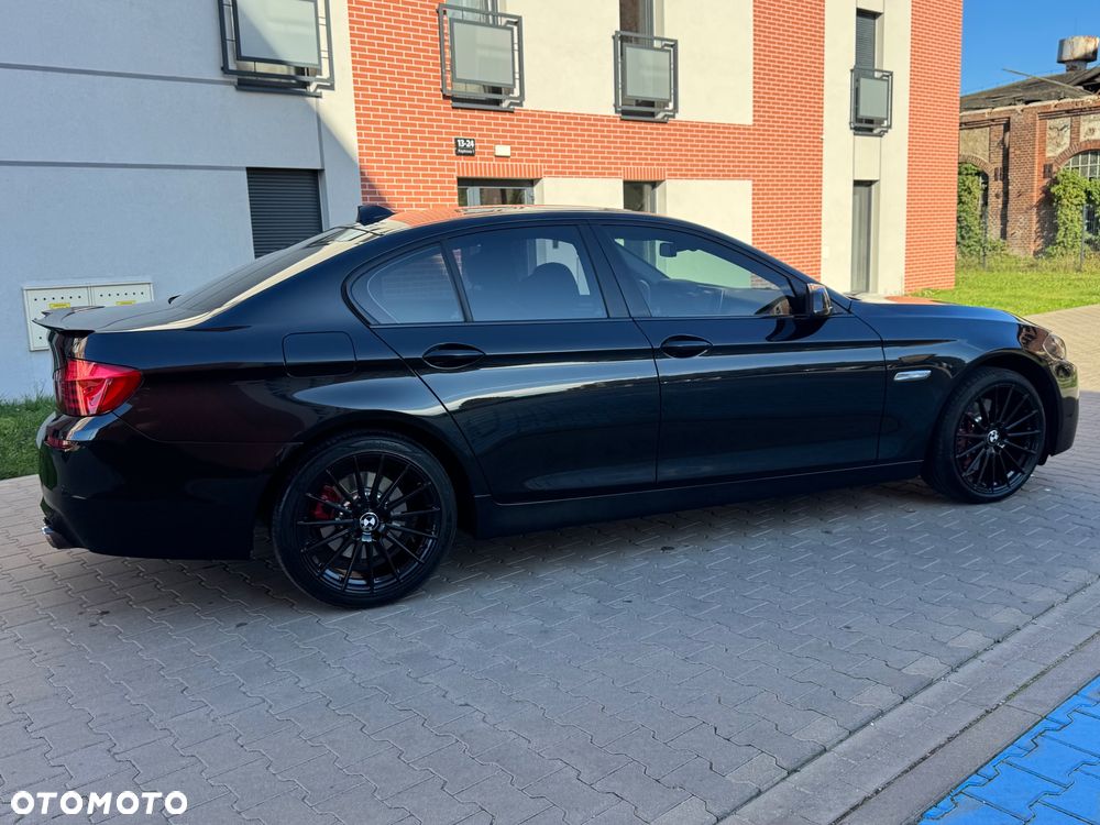 BMW Seria 5 528i xDrive - 5