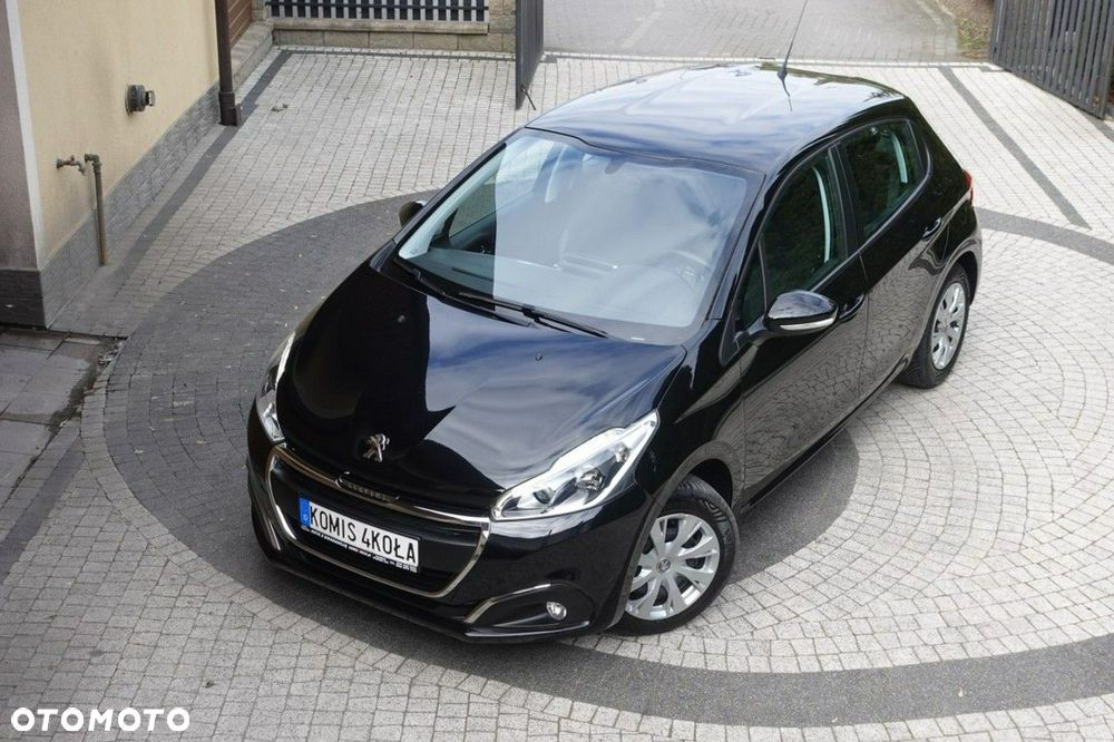 Peugeot 208 - 21