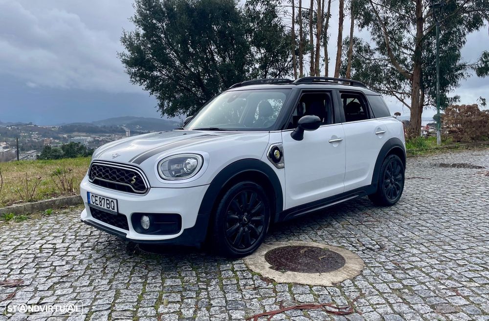 MINI Countryman Cooper SE ALL4 Auto - 4
