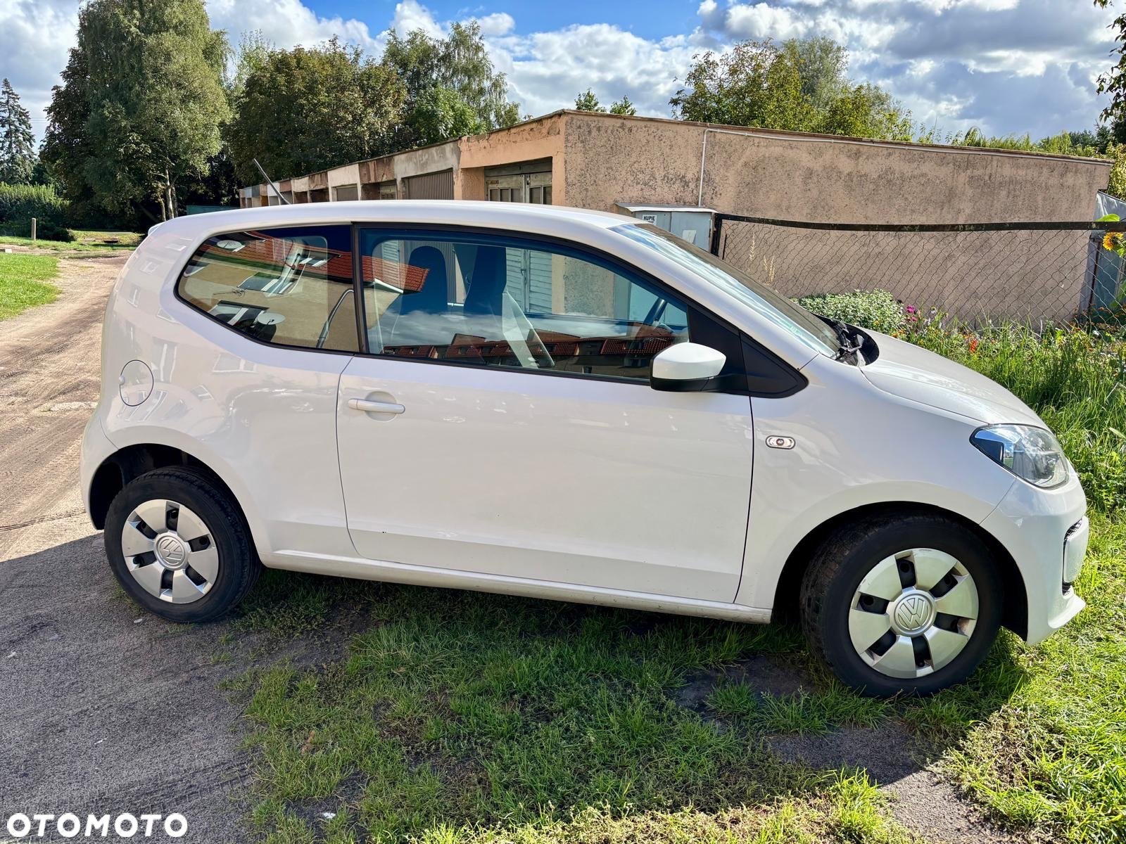 Volkswagen up! - 3