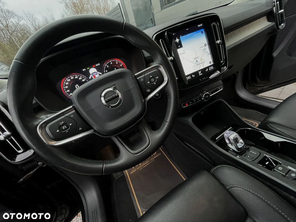 Volvo XC 40 T4 Geartronic Inscription - 30