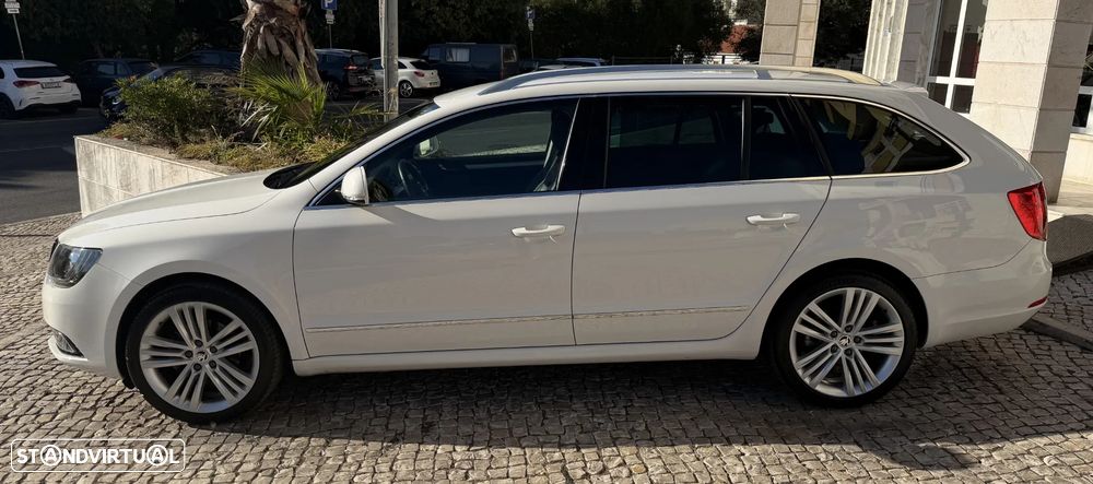 Skoda Superb Break 1.6 TDI Elegance Greenline - 9