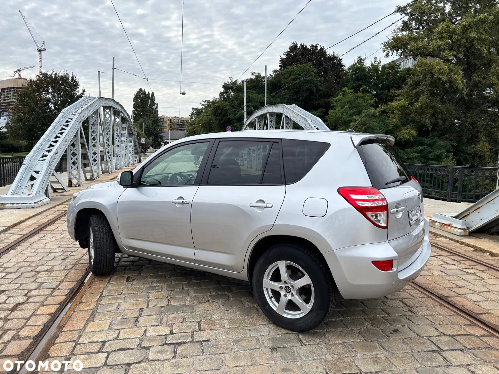 Toyota RAV4 - 4