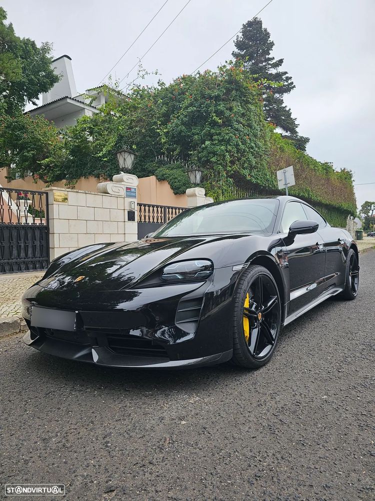 Porsche Taycan Turbo S - 3