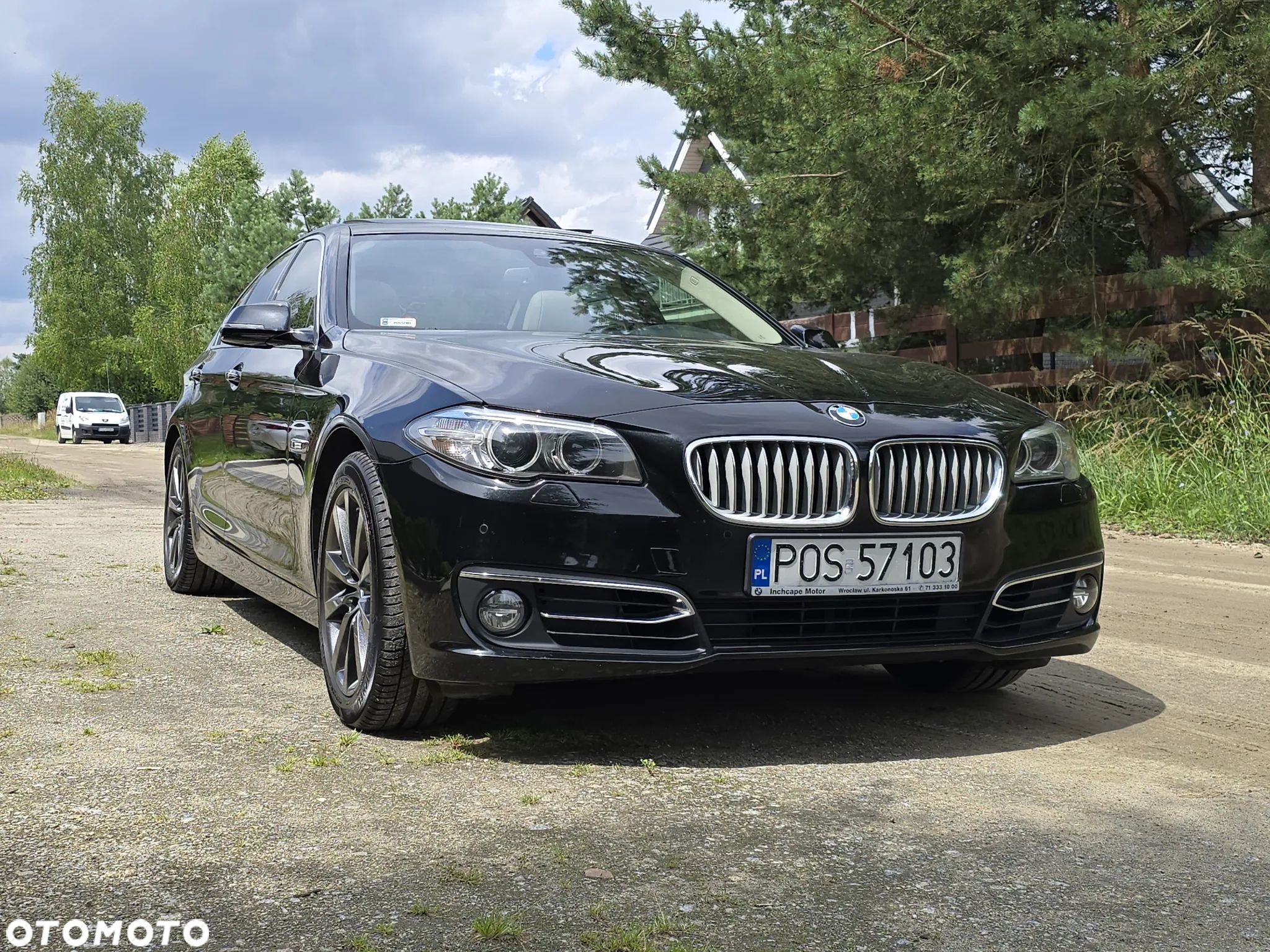 BMW Seria 5 520d xDrive Luxury Line - 1
