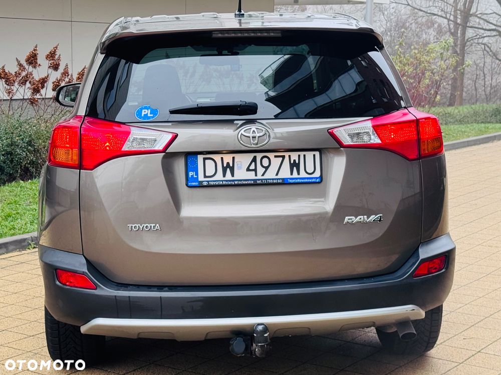 Toyota RAV4 2.0 D-4D Premium 4x2 - 9