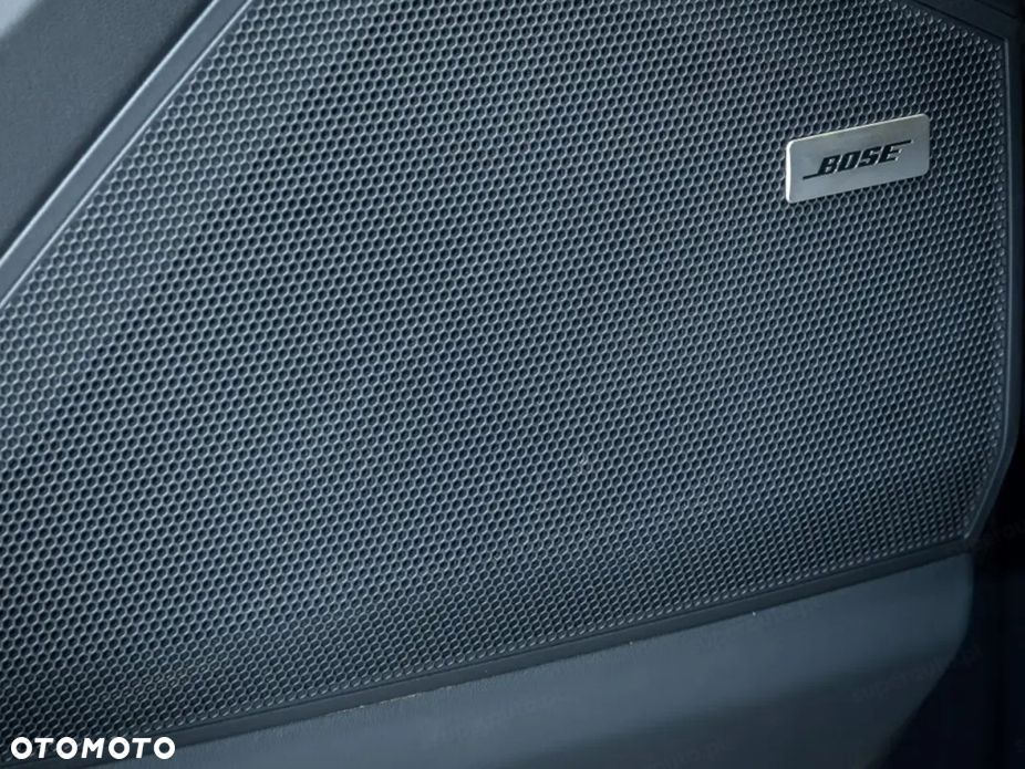 Porsche Cayenne - 10