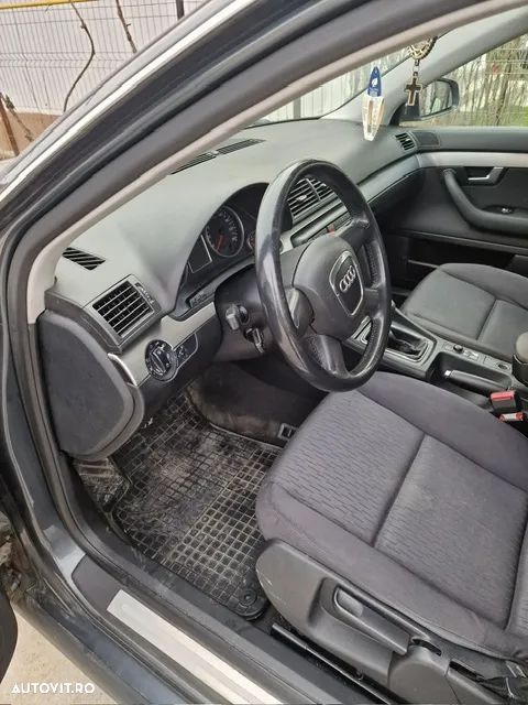 Audi A4 2.0 TDI - 10