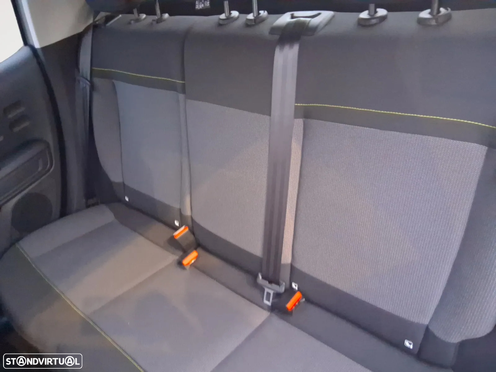 Citroën C3 1.5 BlueHDi C-Series - 15