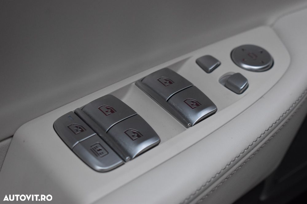 BMW Seria 7 740Ld xDrive MHEV - 27