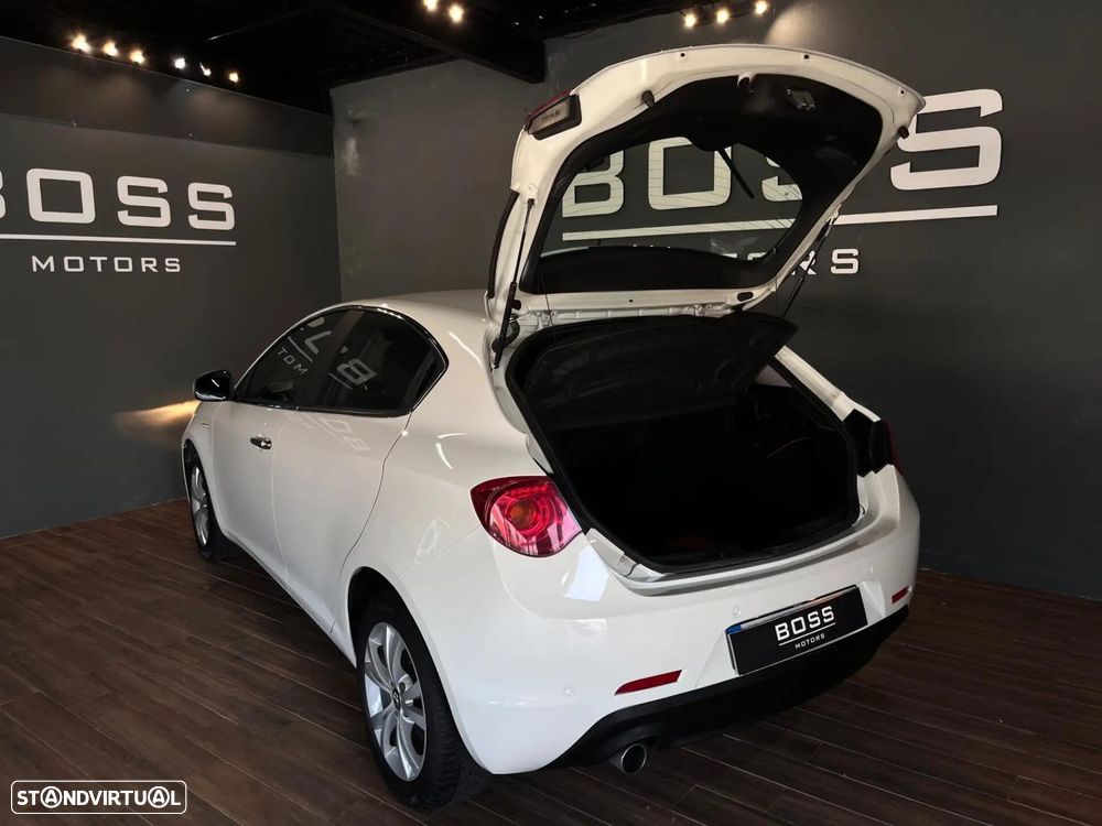 Alfa Romeo Giulietta 1.6 JTDM Exclusive - 14