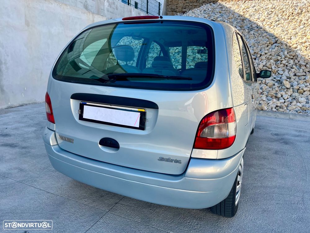 Renault Mégane Scénic 1.4 16V RT - 3