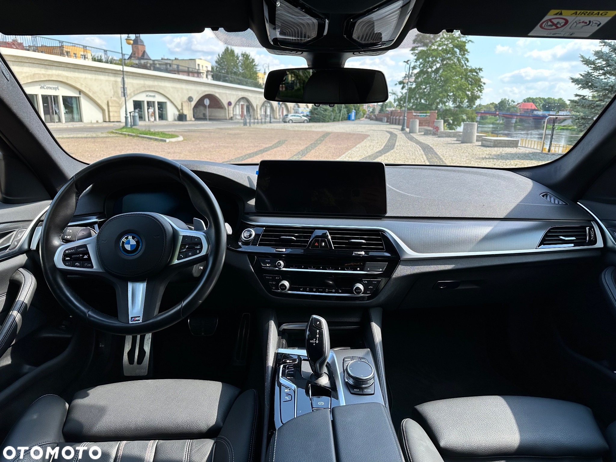 BMW Seria 5 ver-530e-m-sport-sport - 9