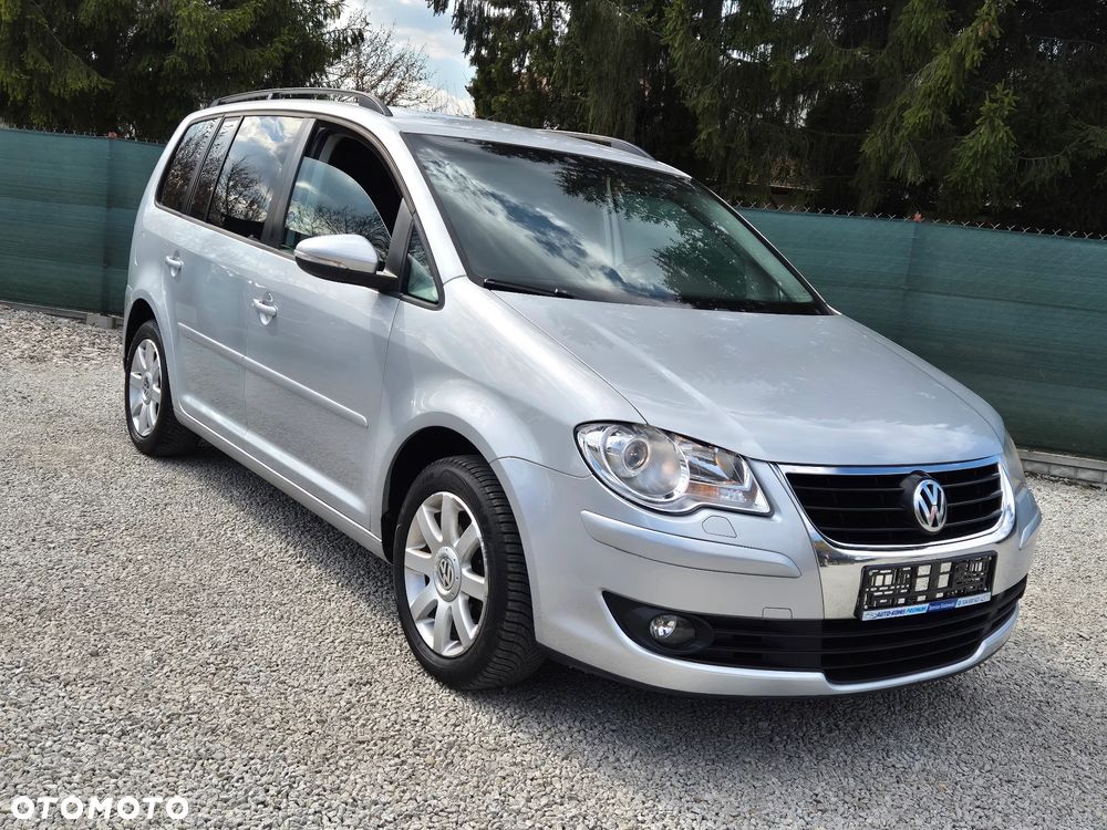 Volkswagen Touran 1.9 TDI DPF DSG Freestyle - 9
