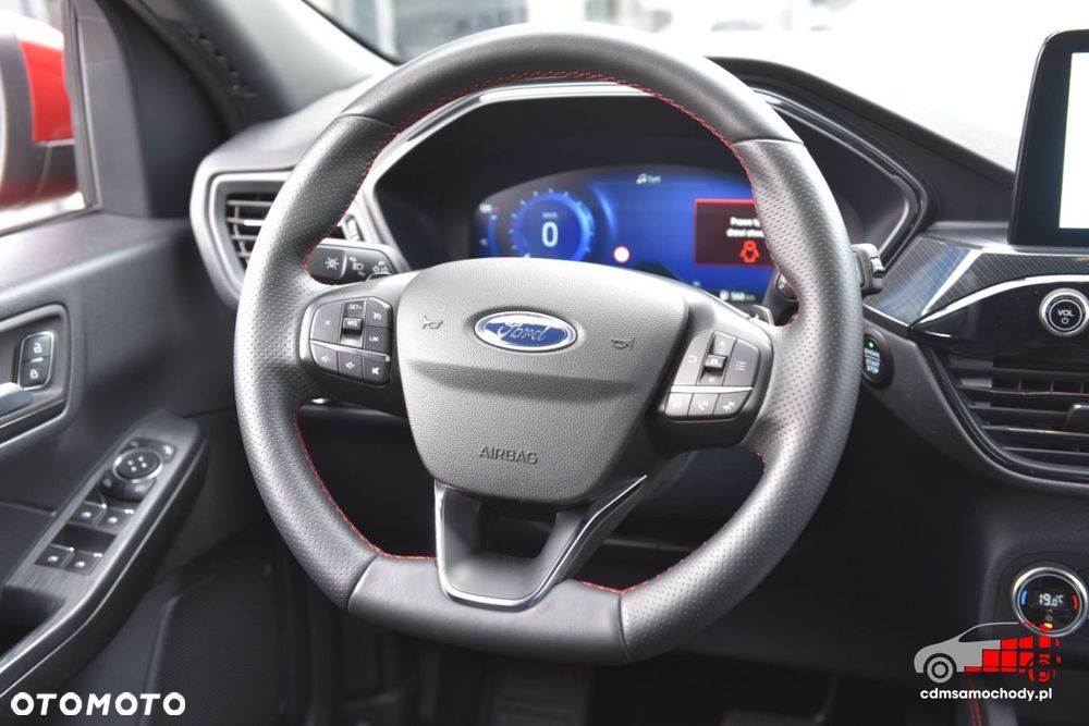 Ford Kuga - 26