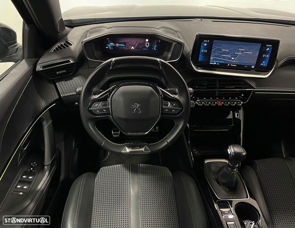 Peugeot 2008 1.2 PureTech GT Line - 30